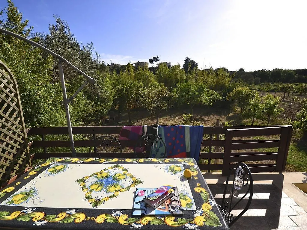 Holiday home Belvilla By Oyo Casa Del Limoneto Noto Marina Lido di Noto Italy